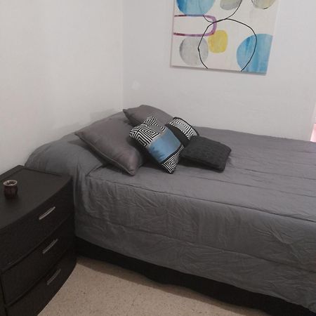 Hermoso Apartamento Frente Aeropuerto De Isla Verde 圣胡安 外观 照片